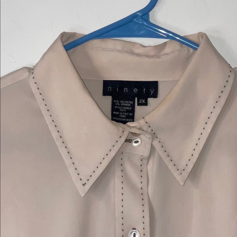 Ninety Women’s Cream Collared Dress Shirt Size 2X #219 - Picture 3 of 6